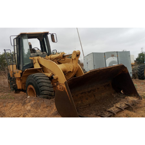 INOPERACIONAL (NÃO TEM VIDROS
TRASEIRA E FRONTAL, CABOS, CHAVES, MOTOR DE
ARRANQUE, FUSIVEIS, PNEUS, STOPS. TEM DE TESTAR O
MOTOR E ACERTOS DEVIDO AS DIVERSAS PEÇAS EM FALTA)