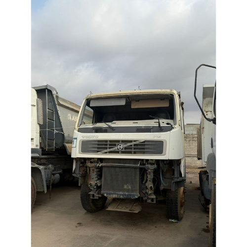  INOPERACIONAL (DIVERSAS PEÇAS E
COMPONENTES EM FALTA, NÃO TEM CHAVE PROBLEMA NO
MOTOR)
