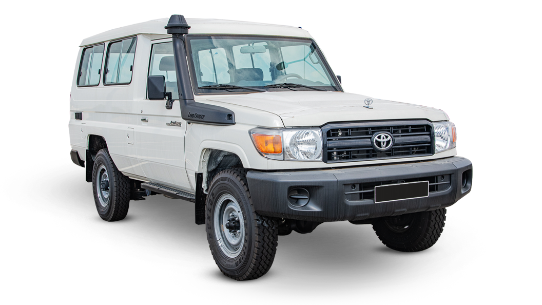 TOYOTA LAND CRUISER LX 13